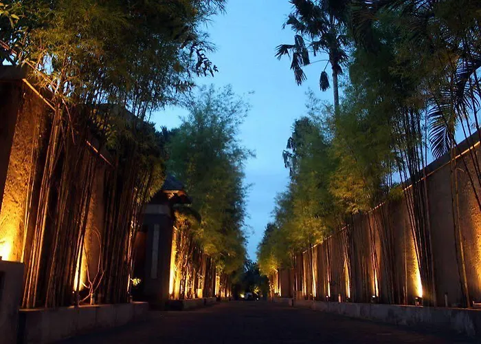 Nomad Hub Bali Holiday park Canggu (Bali)
